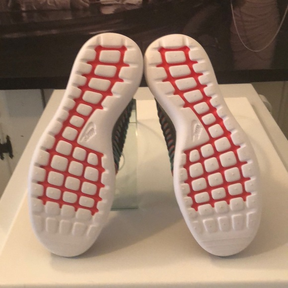 NIKE ROSHE TWO FLYKNIT SIZE 10 - Picture 6 of 7